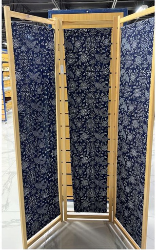 [CLOSEOUT122] 3 Fold Room Divider, Wood Frame & Blue Dyed Cloth (6 pc/ctn)