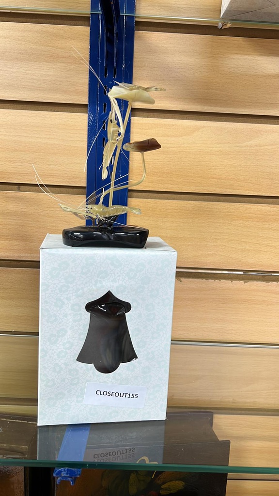 Resin Shrimp and Leaf (6 pc/ctn)