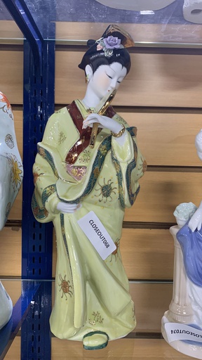 [CLOSEOUT068] Ceramic Woman Posing (6 pc/ctn)