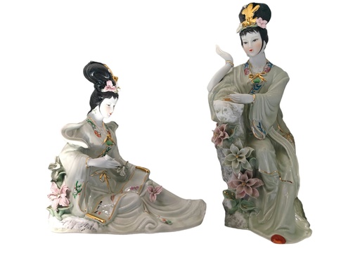 [CLOSEOUT063] 2 Ceramic Women Figures in Robes