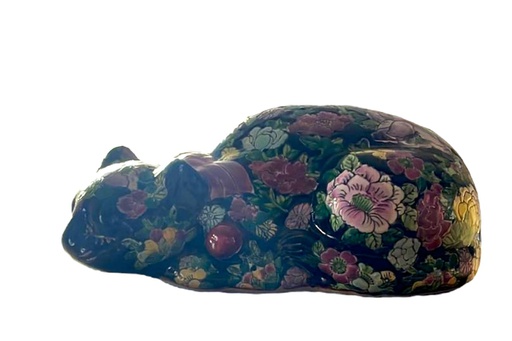 [CLOSEOUT206] SLEEPING CAT WITH FLOWER PATTERN, BLACK