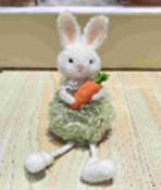 Polyester Rabbit with Carrot, 19cm (360 pcs/ctn)